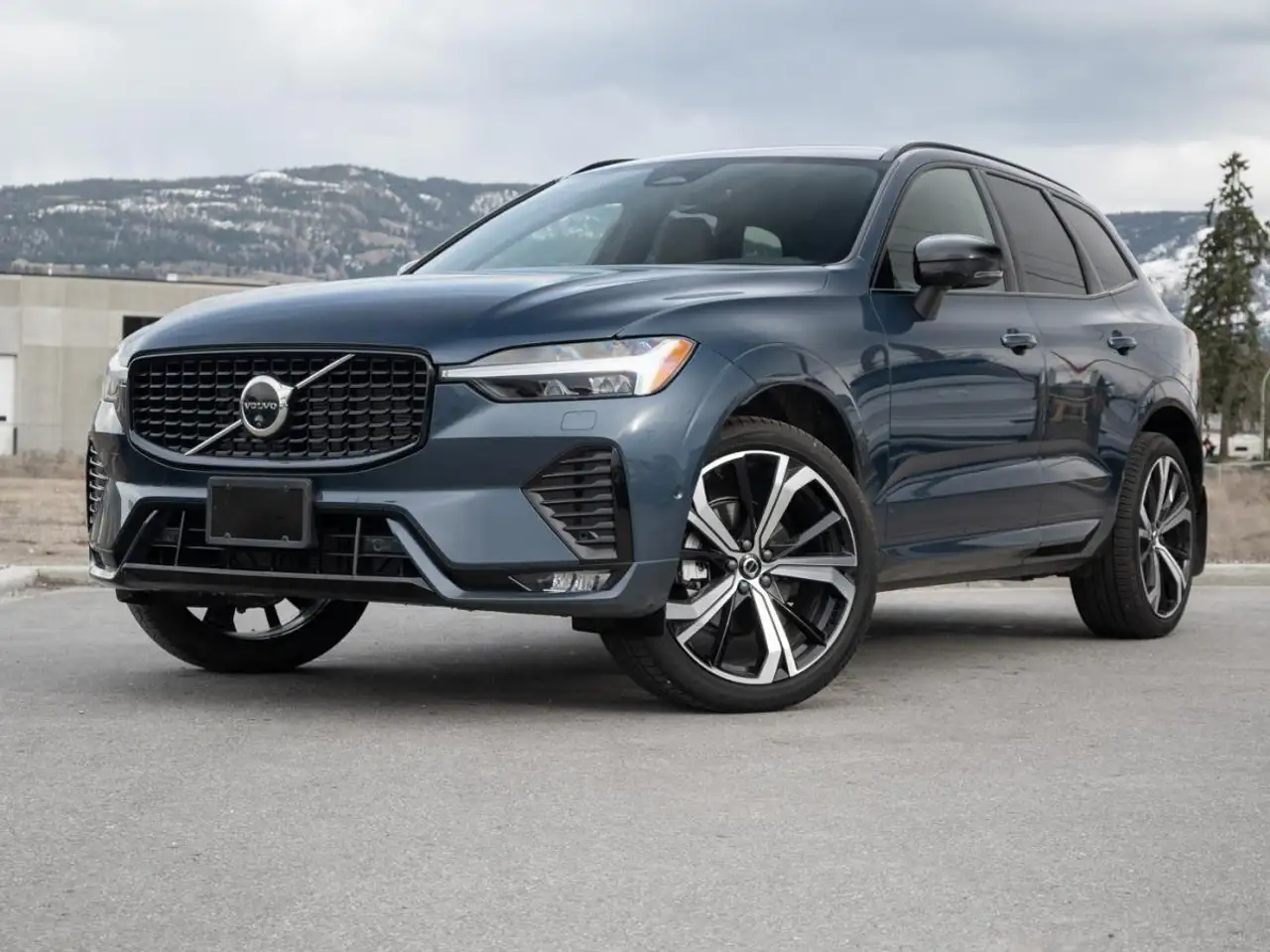 2025 Volvo XC60