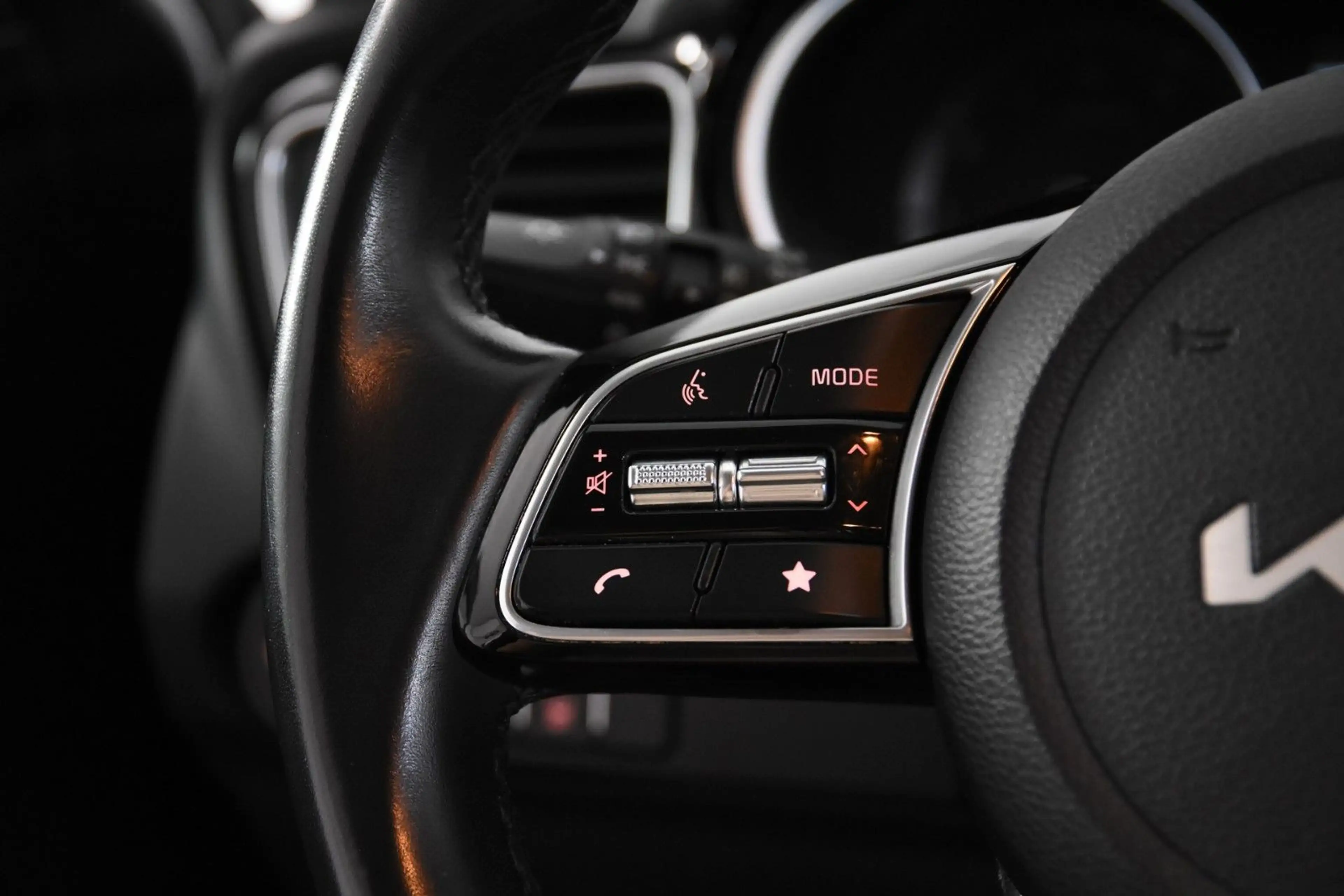 Kia Ceed SW / cee'd SW *1.Hand*T-Leder*Navi*Kamera* — photo 15