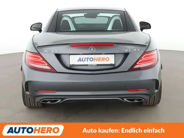 Mercedes-Benz SLC view 5