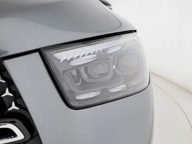 Mercedes-Benz Gle view 8