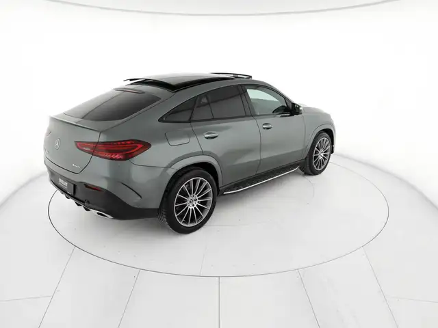 Mercedes-Benz Gle view 4