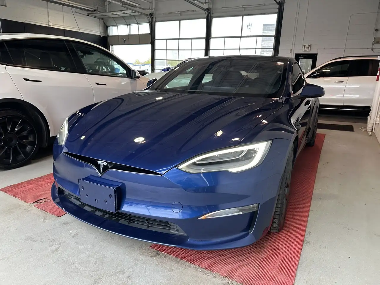 Tesla Model S снимка Tesla Model S