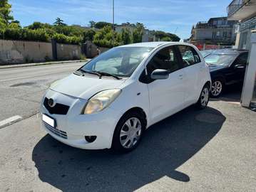 Yaris II 2009 5p 1.0 Sol
