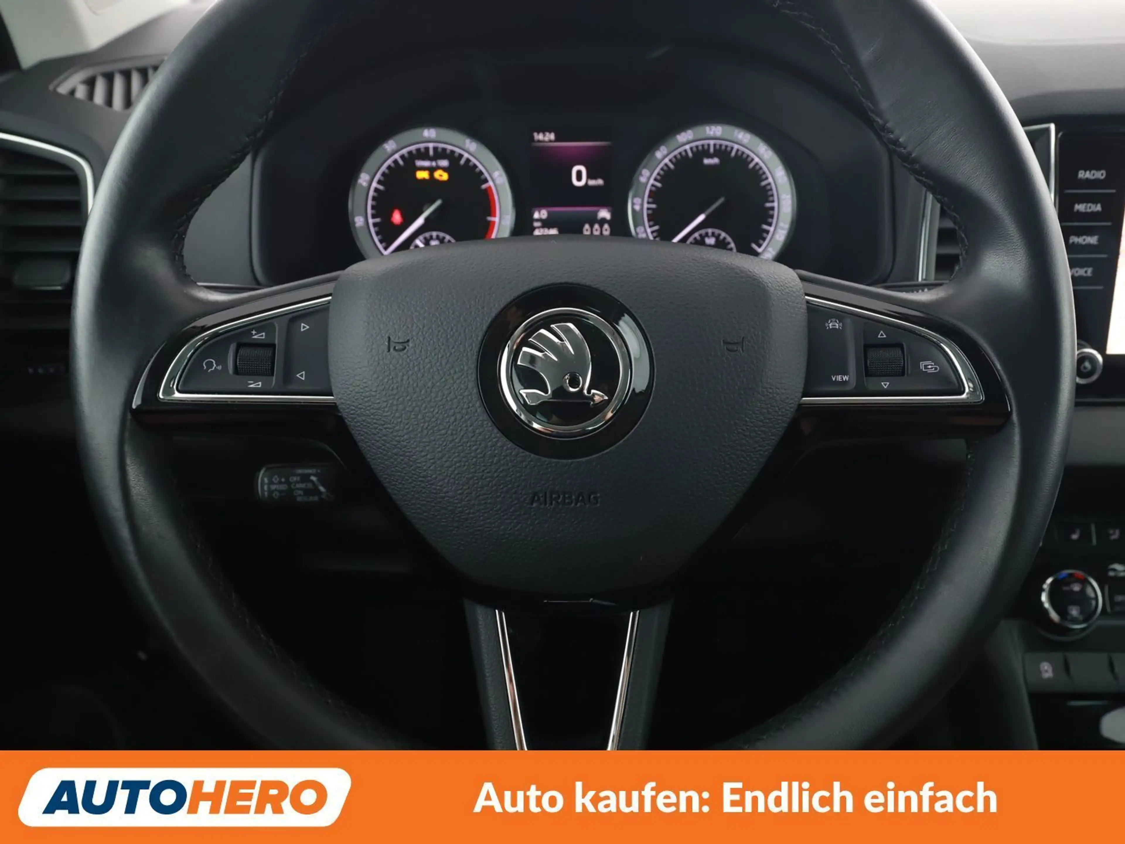 Skoda Karoq 1.5 TSI ACT Style 125 — photo 19