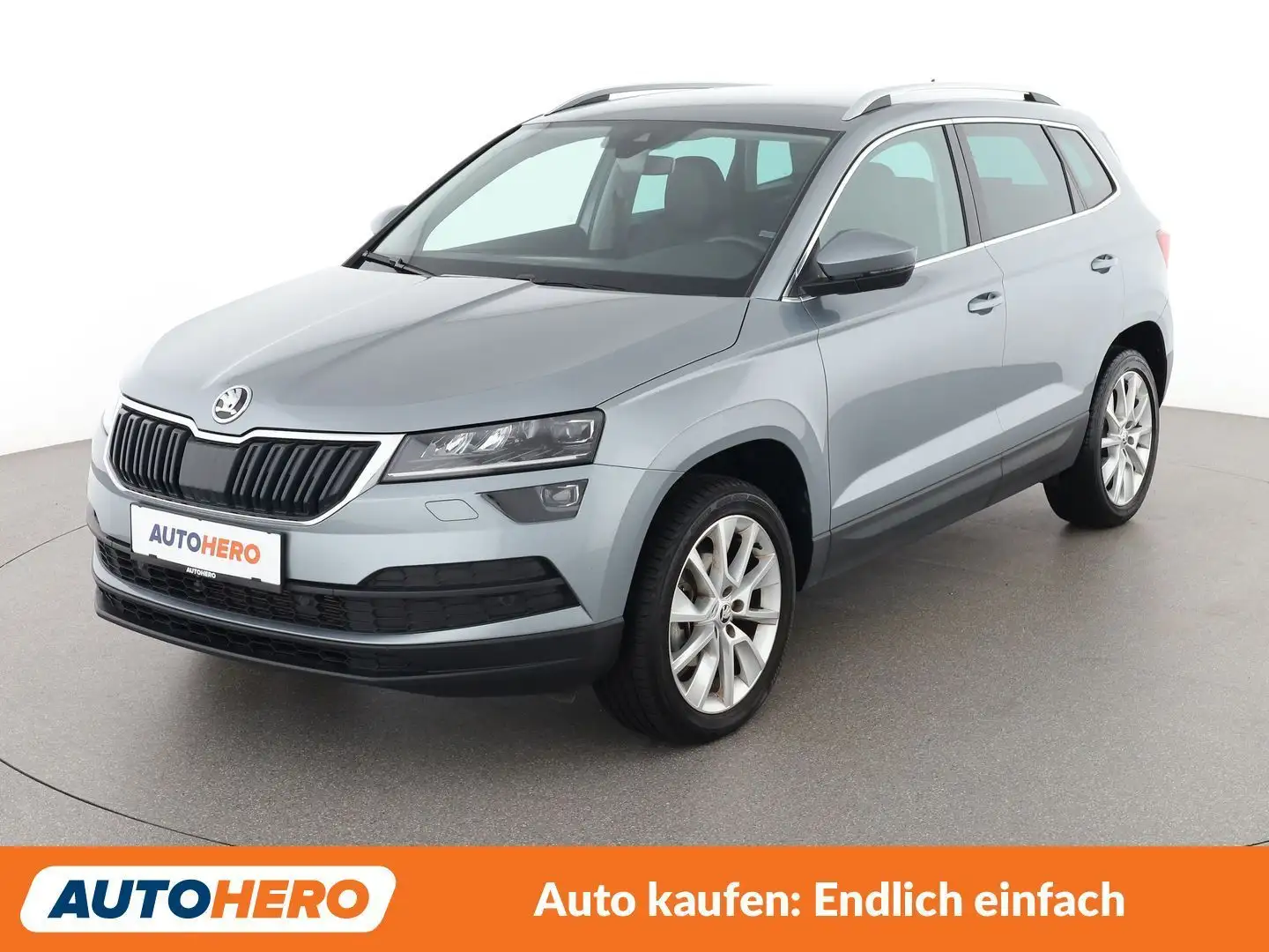 Skoda Karoq 1.5 TSI ACT Style 125 Grau - 1
