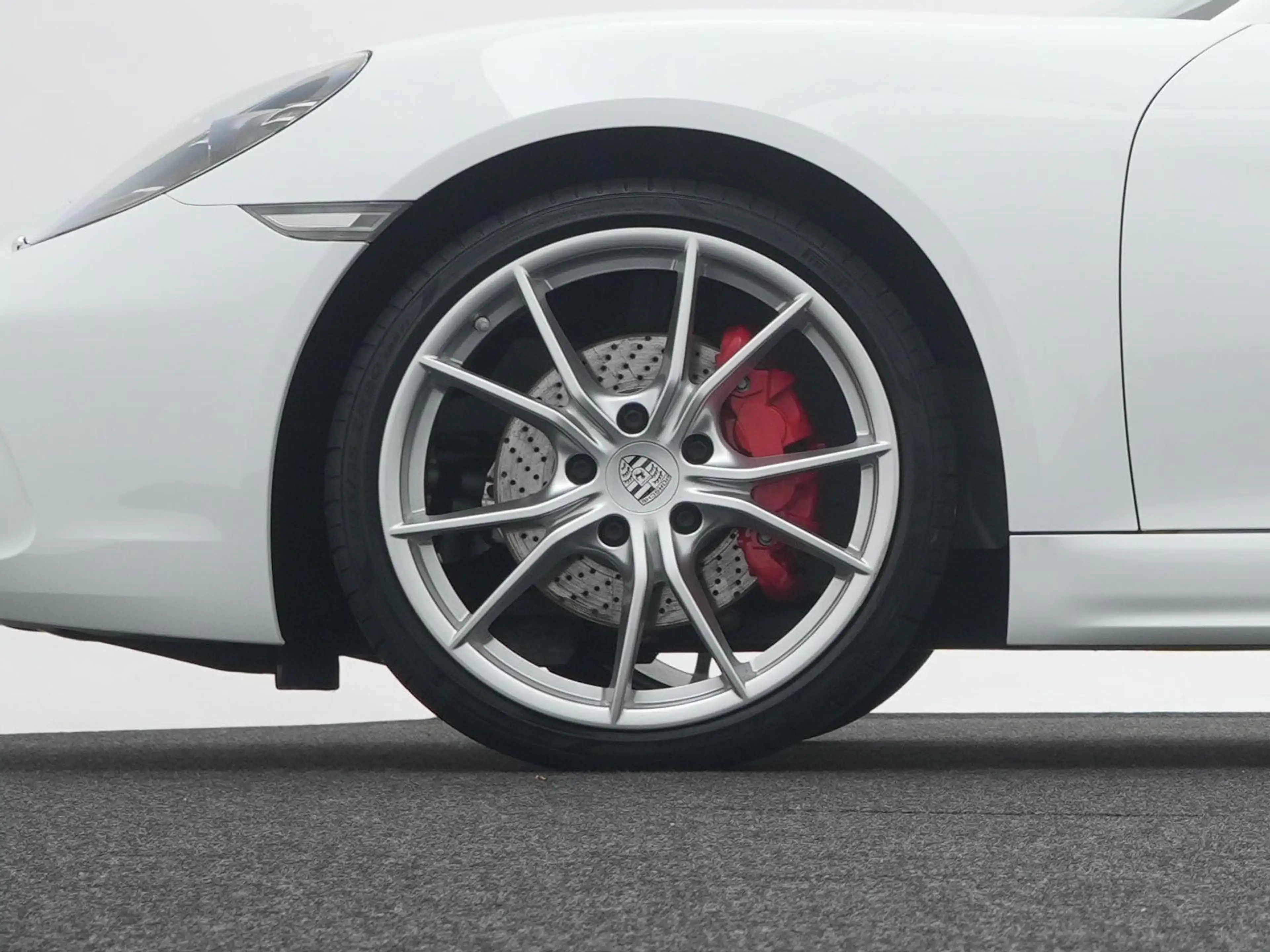 Porsche 718 Boxster S — photo 7