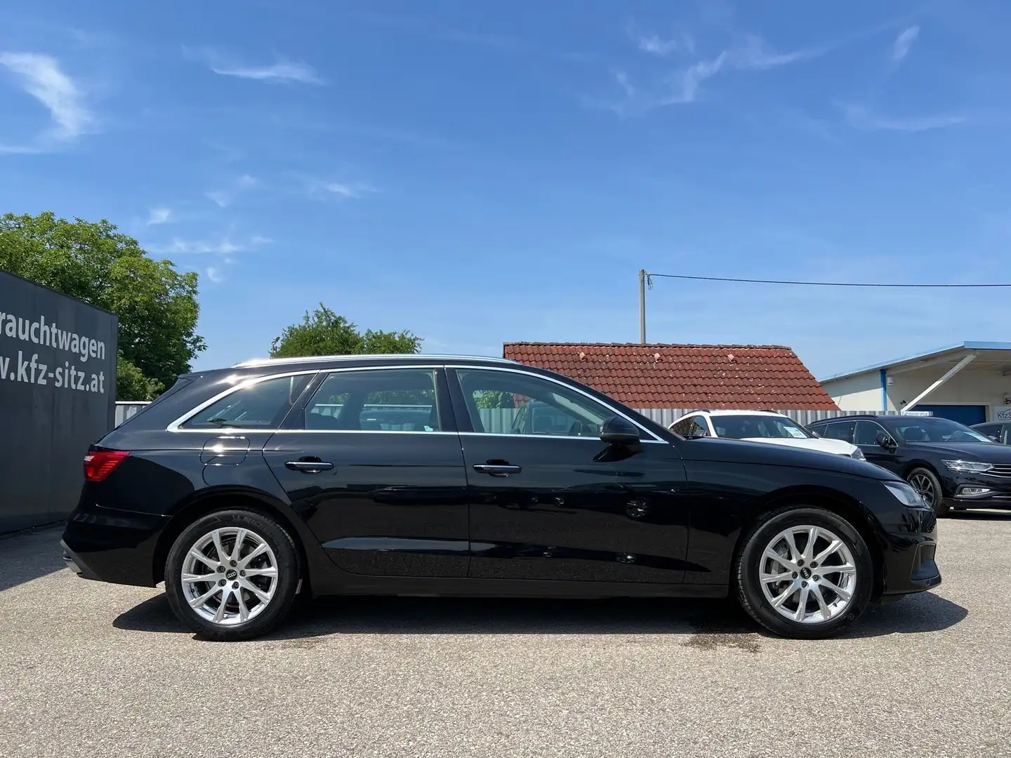 Audi A4 Avant 40 TDI quattro S-tronic Schwarz - 2