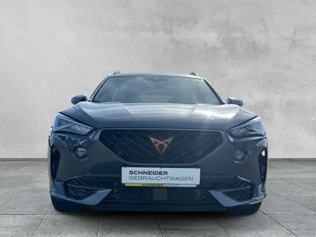 Cupra Formentor view 8