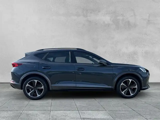 Cupra Formentor view 6