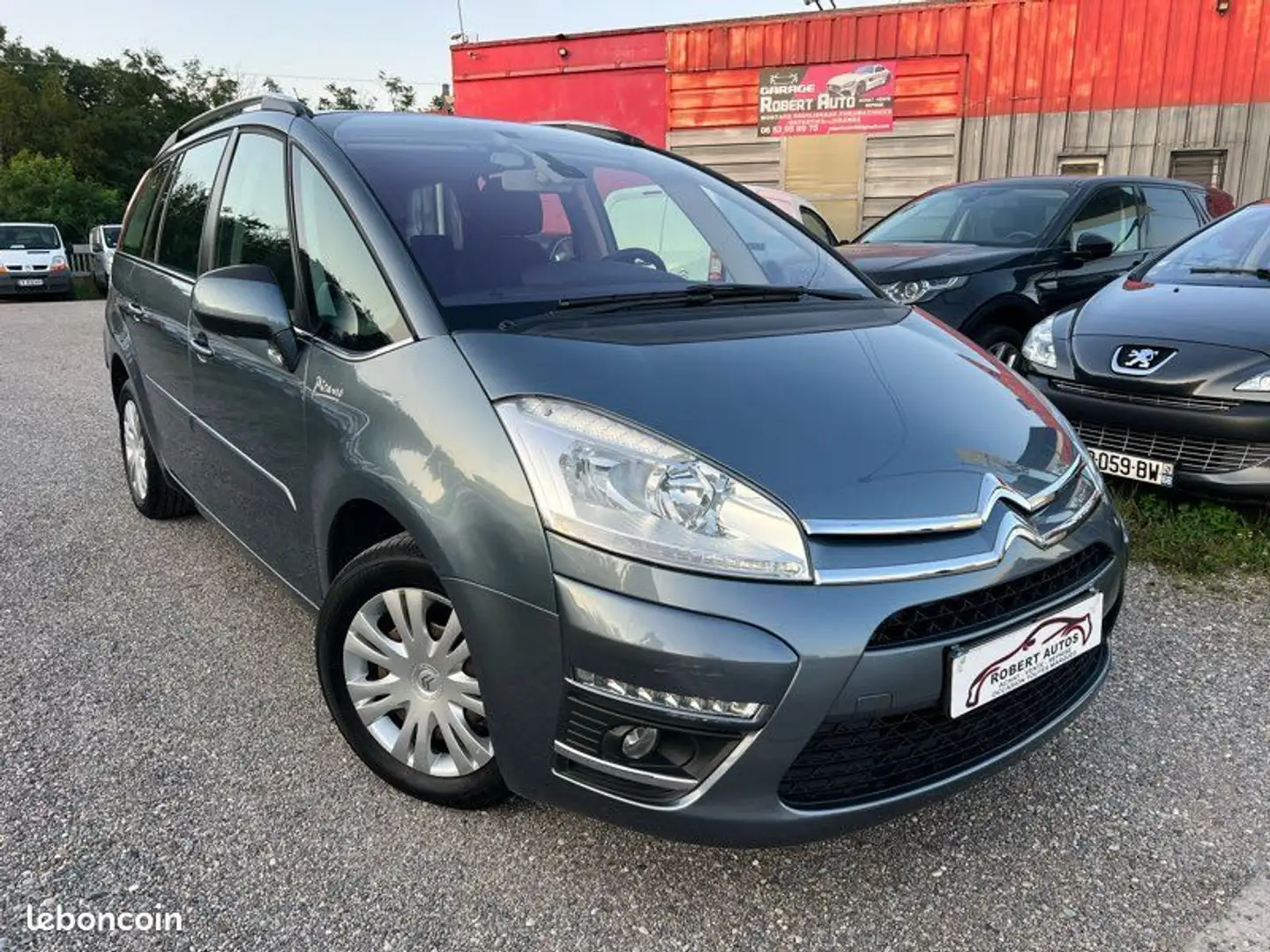 Citroen C4 Picasso Citroën Grand 1.6 e-HDI 112 CV Gris - 1