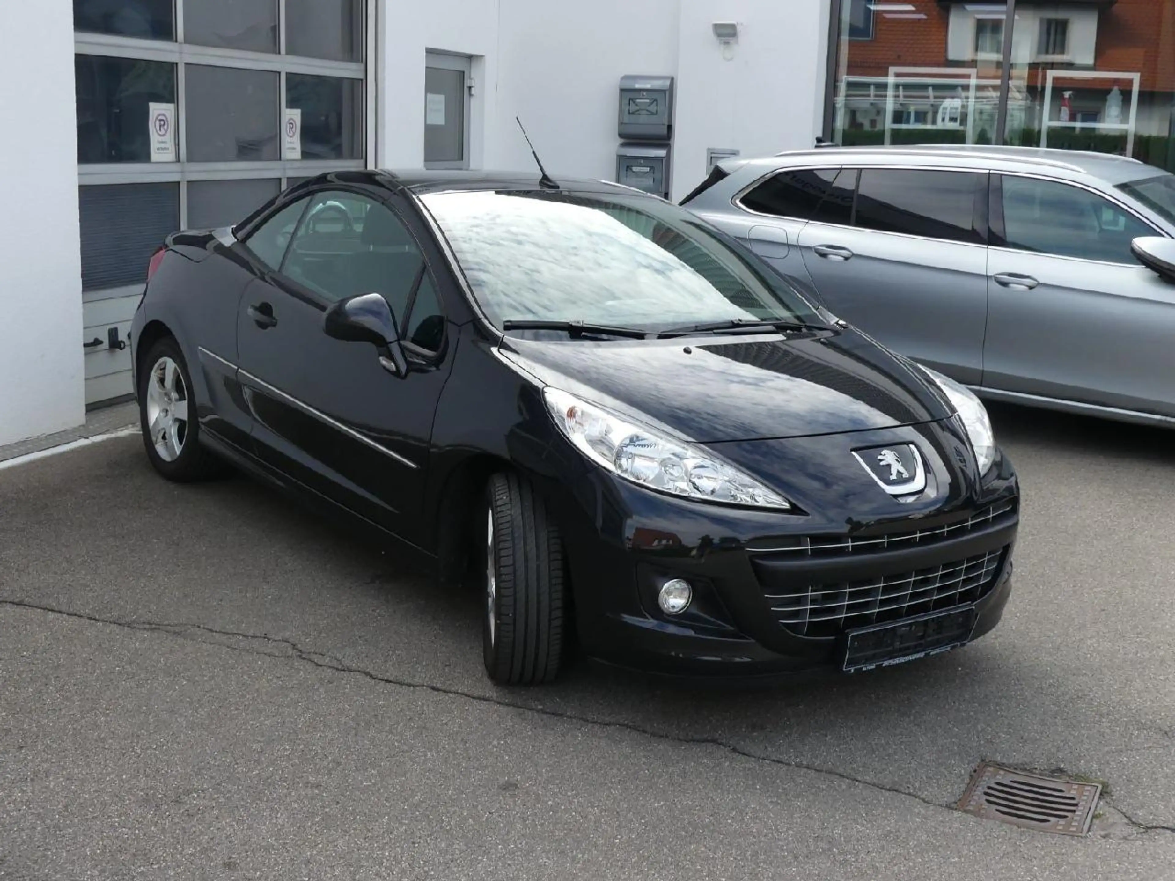 Peugeot 207 Peugeot 207 CC 1,6l 16V Active SHZ/Windschott — photo 12