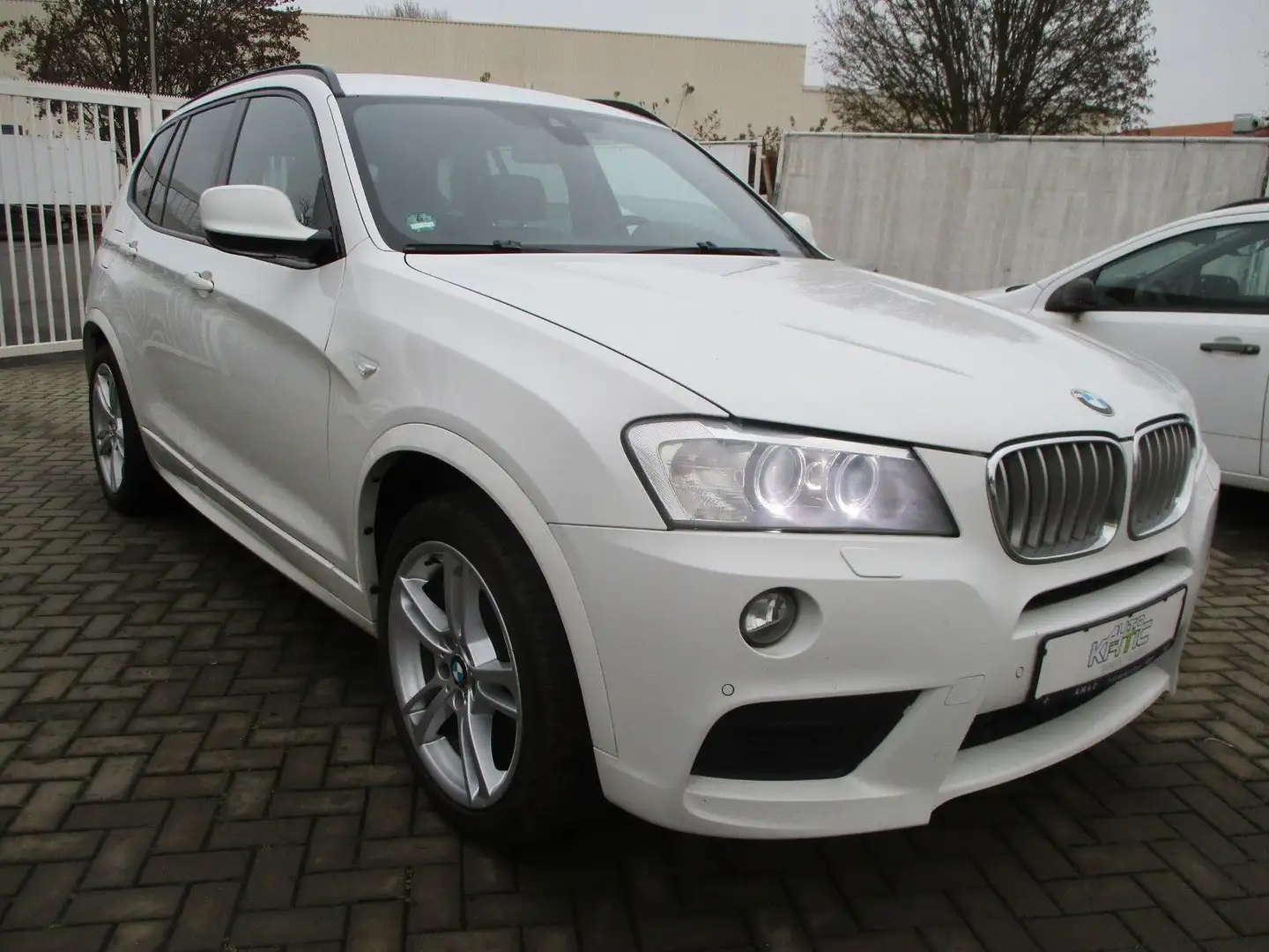 BMW X3 xDrive 30 d* 1.Hand* M-Paket *Headup*Kamera Weiß - 2