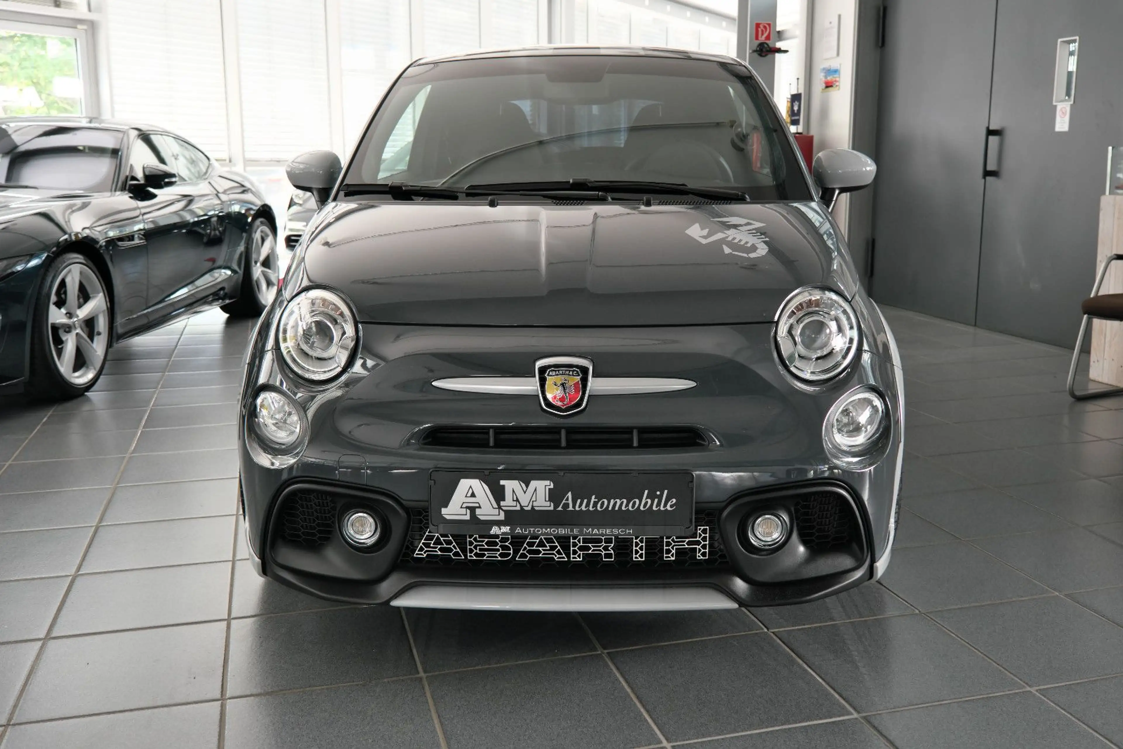 Abarth 695 70th Anniversario Akrapovic Orig. 17`KM DE — photo 6