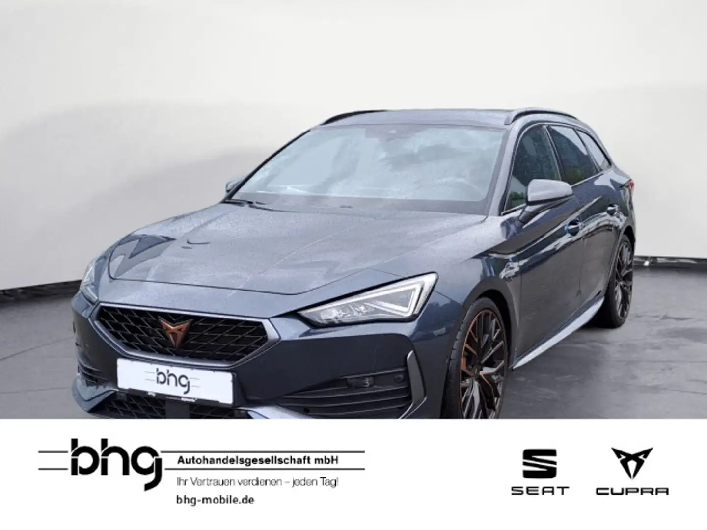 SEAT Leon Sportstourer 2.0 TSI 4Drive DSG VZ Grau - 1