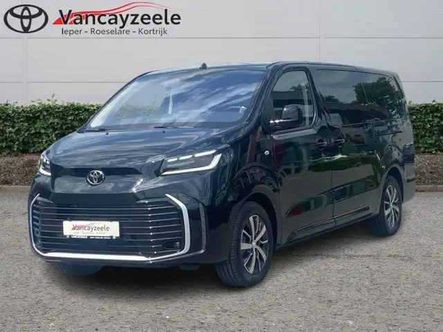 Toyota Verso Family 8pl+cam+nav+sens V+A