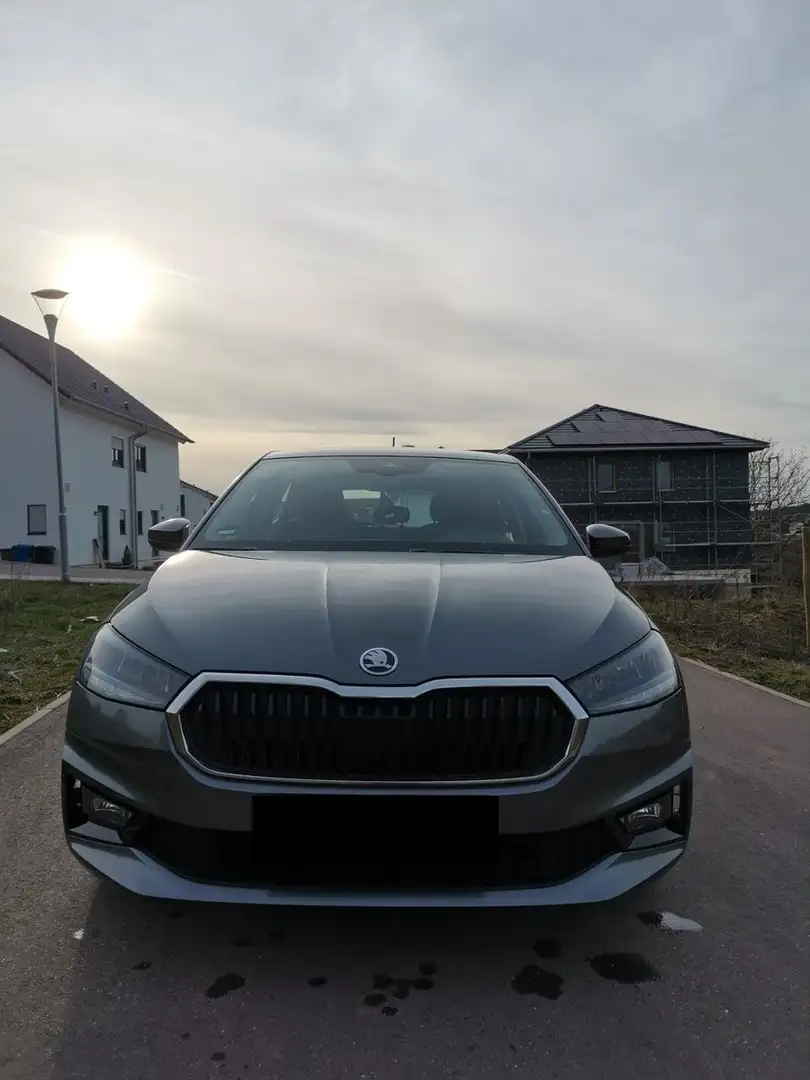 Skoda Fabia Fabia 1.0 TSI DSG Style Grau - 2