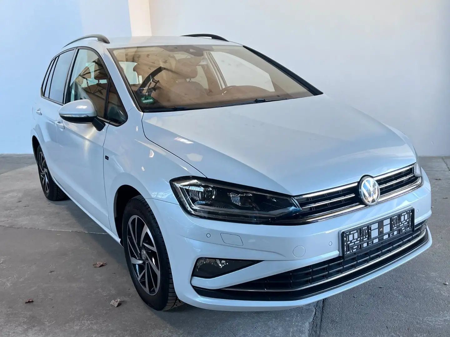 Volkswagen Golf Sportsvan 1.5 *Kamera, Automatik* Wit - 2