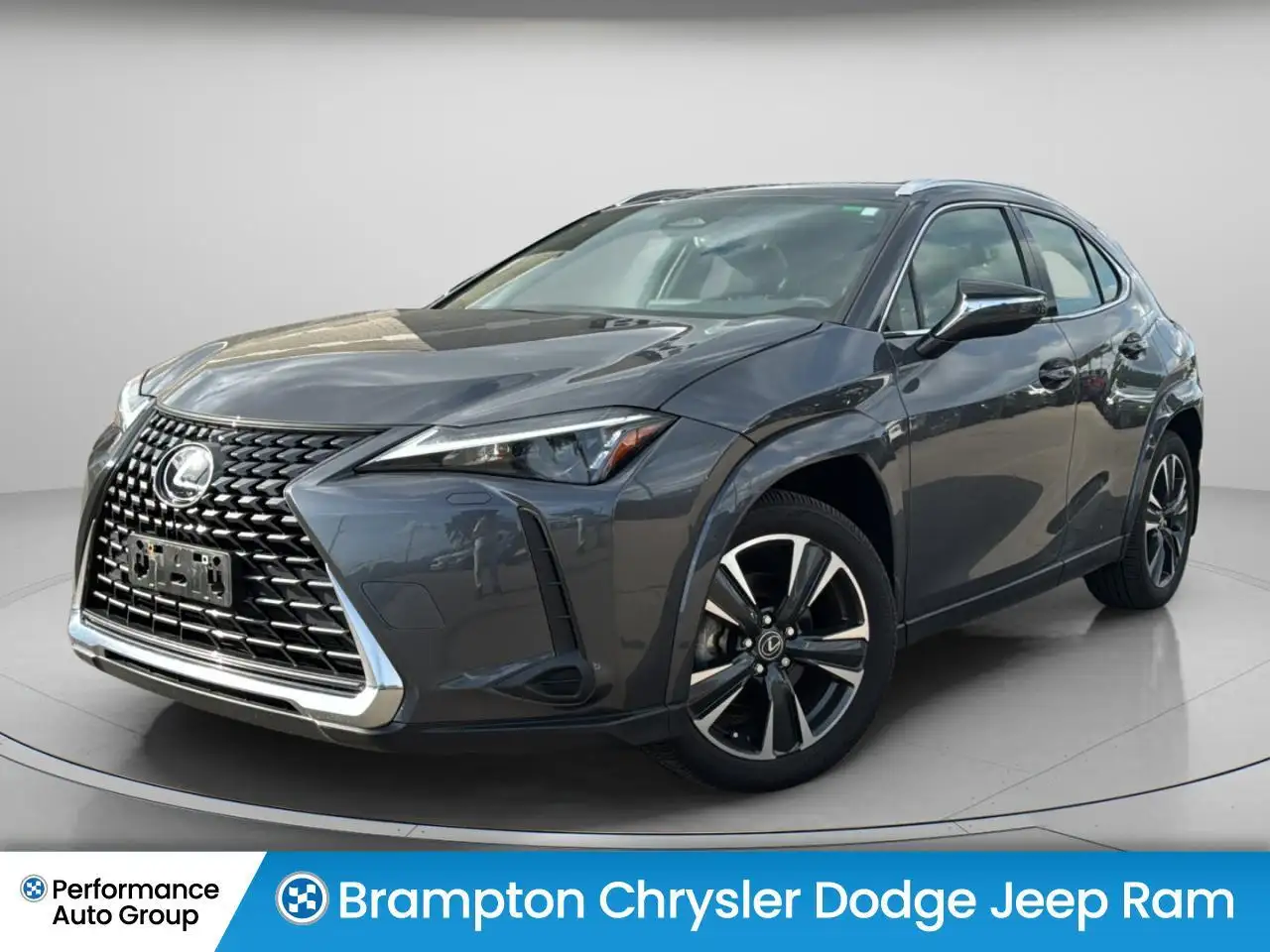 Lexus UX снимка Lexus UX