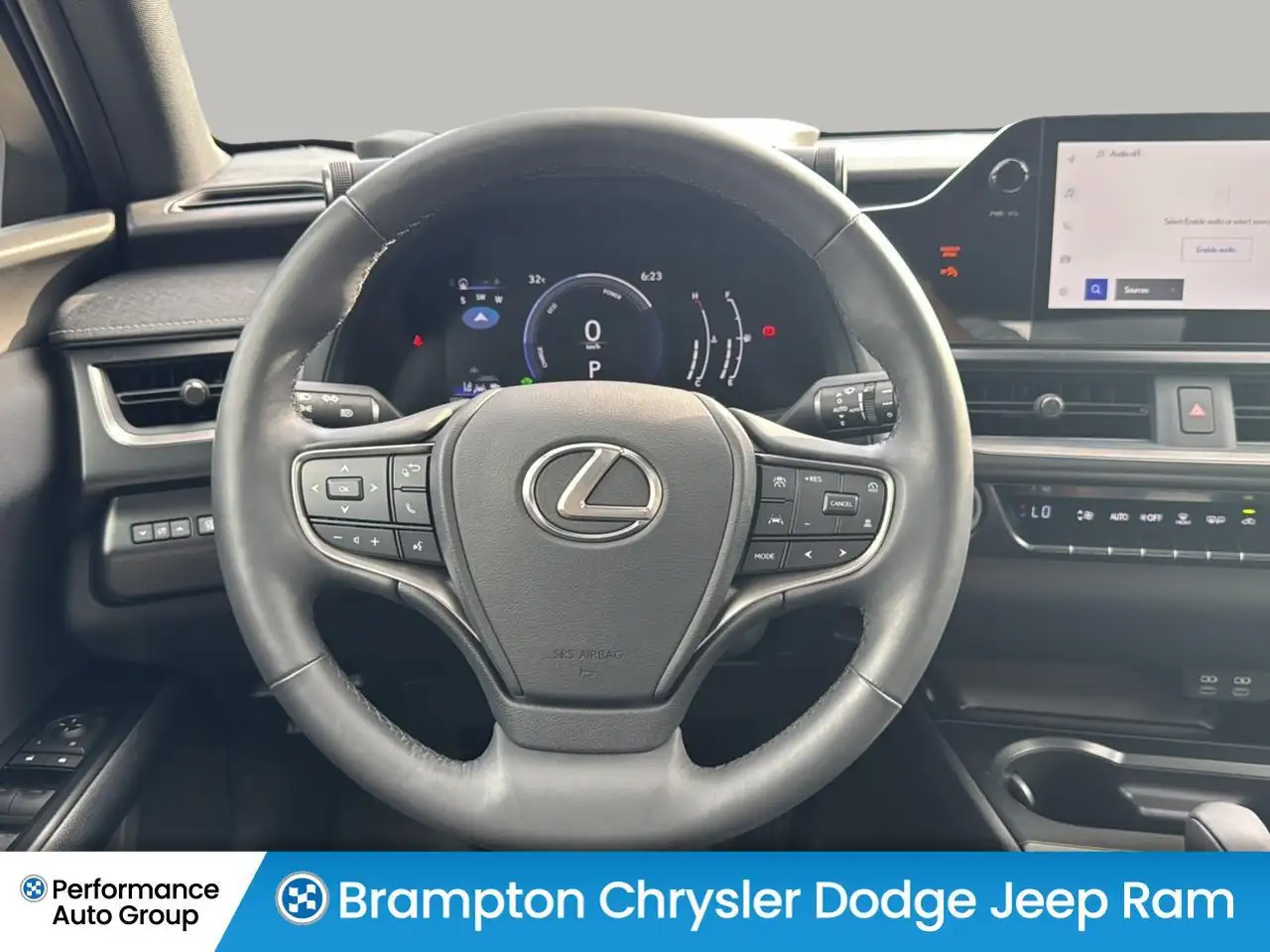 Lexus UX снимка Lexus UX