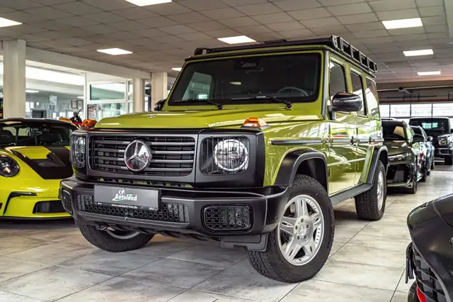 Mercedes-Benz 450 main image
