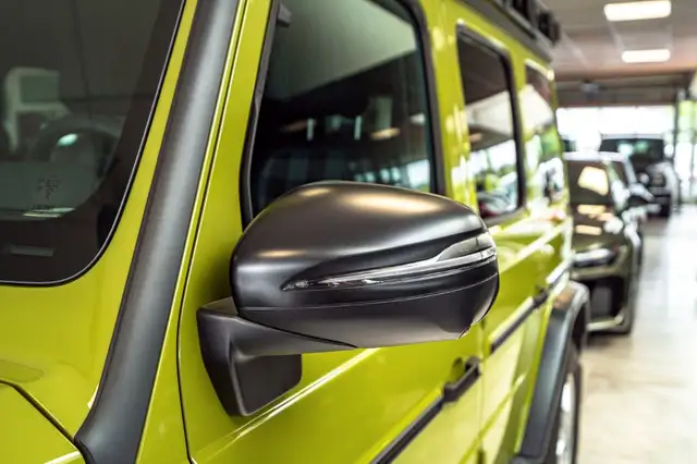 Mercedes-Benz 450 view 15