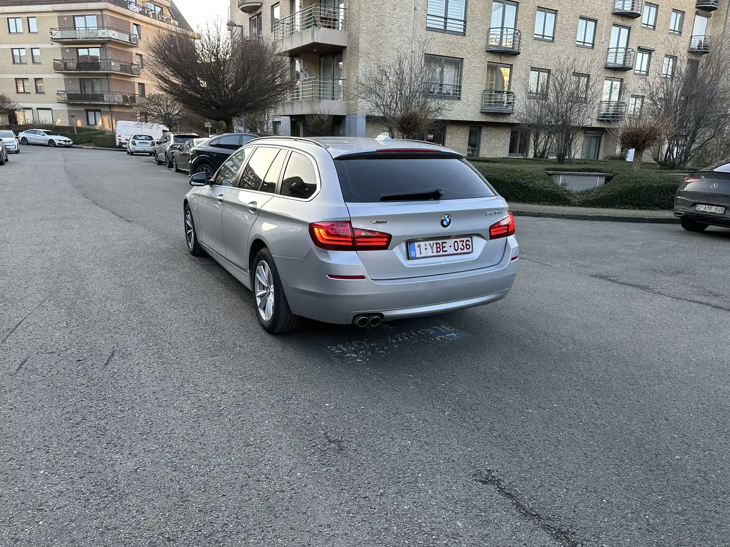 BMW 520 Touring dXA Xdrive - 2