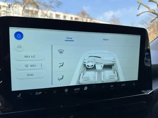 Ford Tourneo Custom view 15