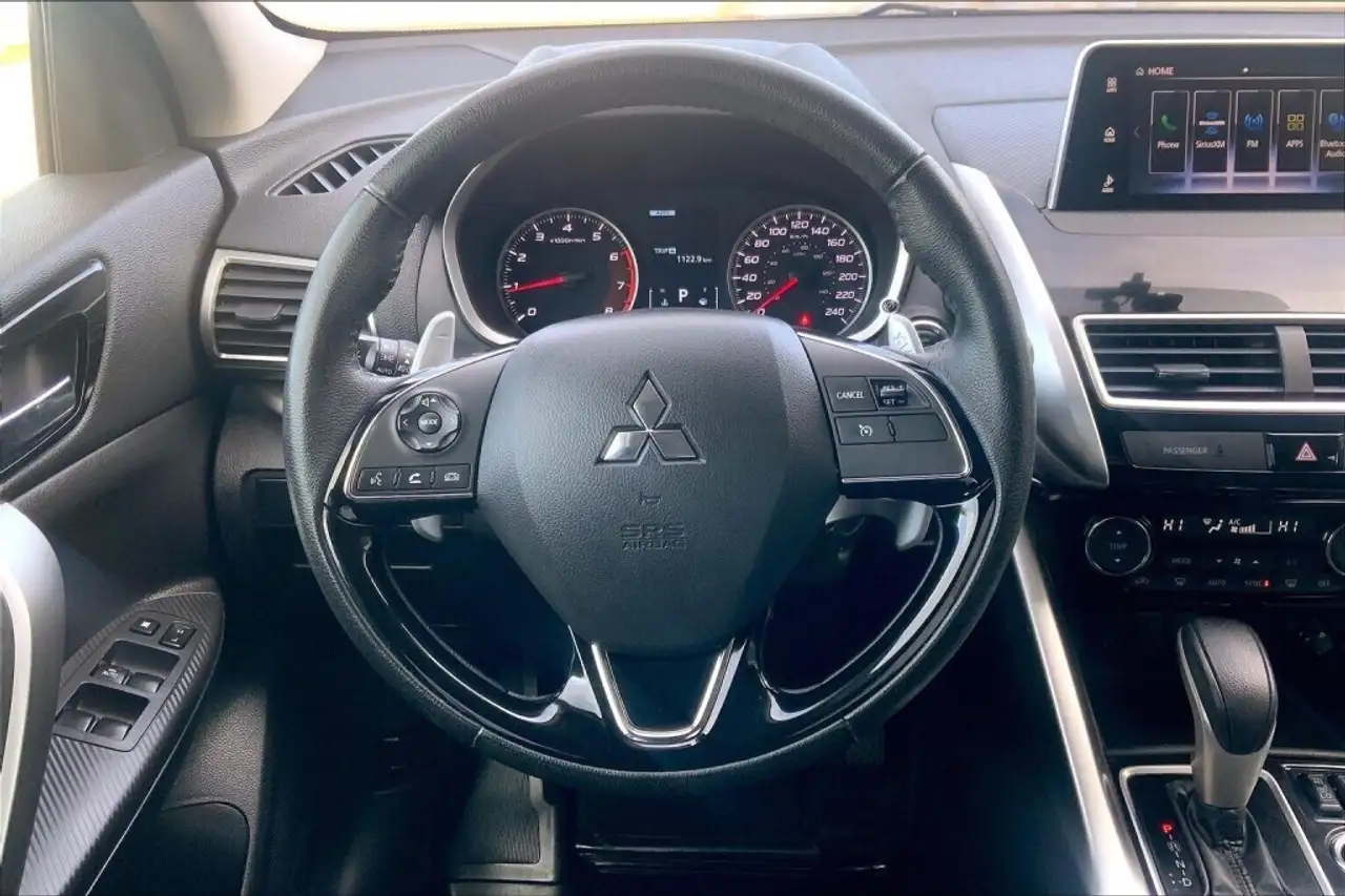 Mitsubishi Eclipse Cross снимка Mitsubishi Eclipse Cross