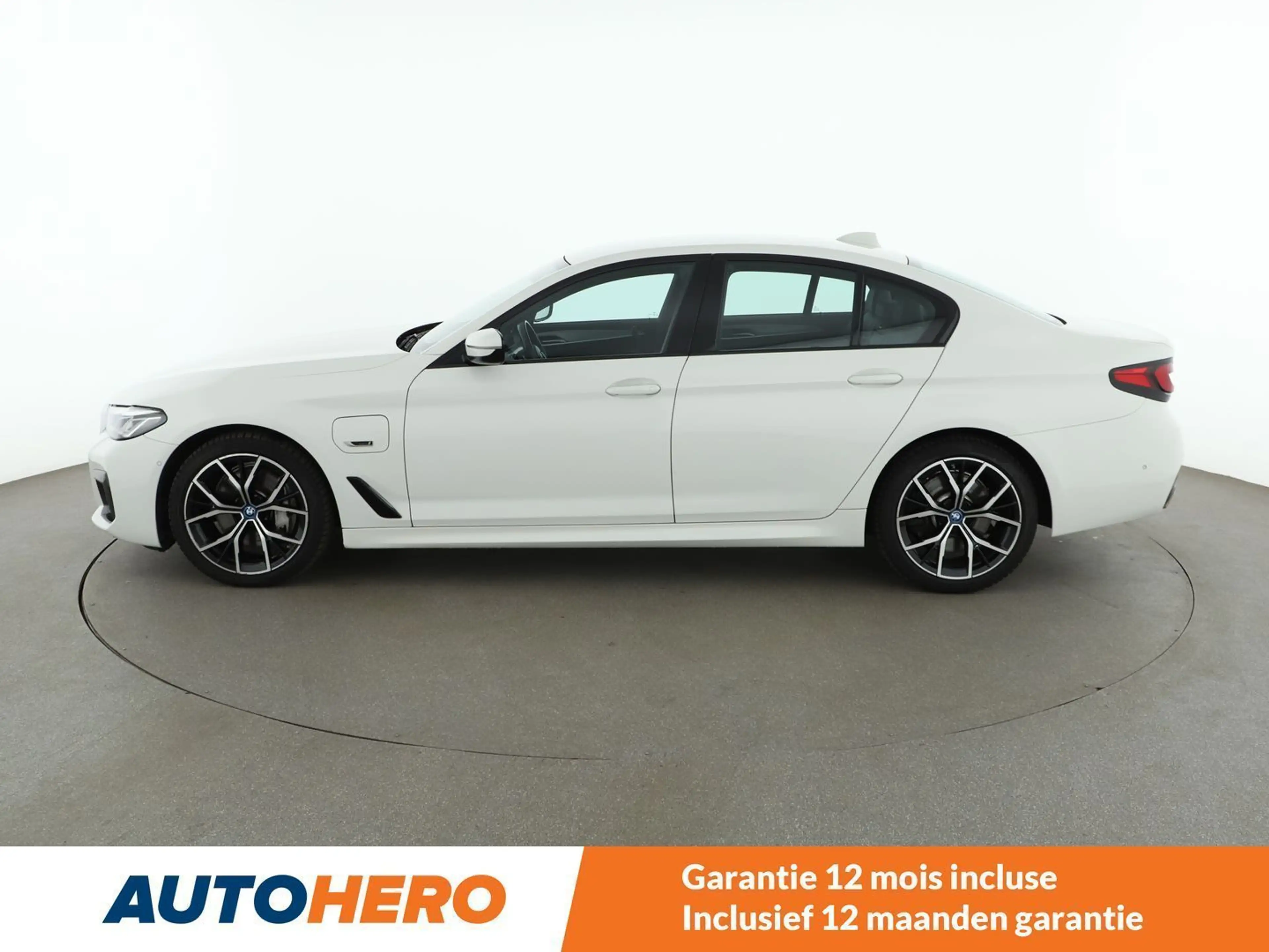 BMW 545 545e xDrive M Sport — photo 3