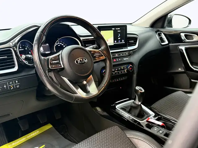 Kia Ceed view 9