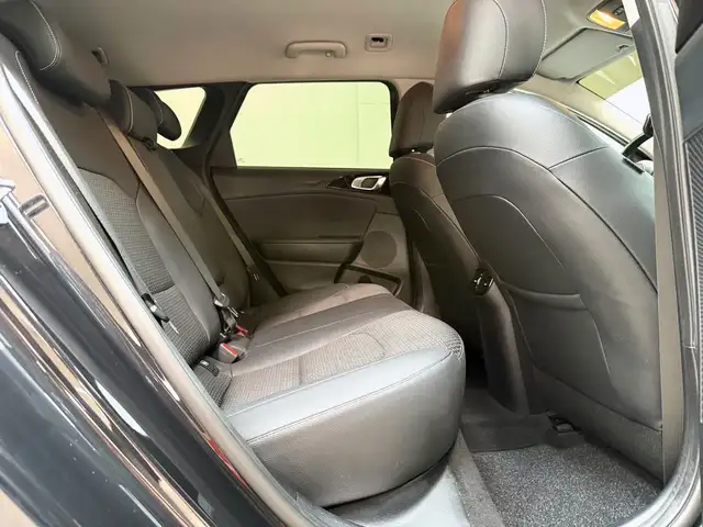 Kia Ceed view 14