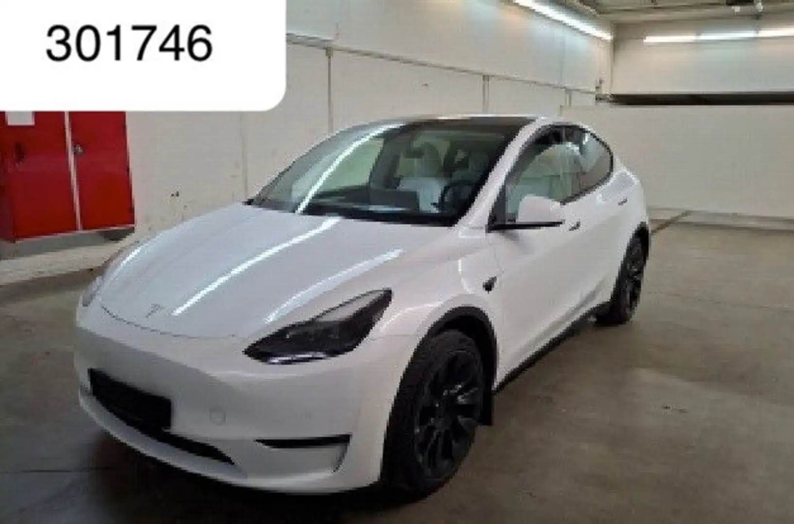 Tesla Model Y Dual AWD Autopilot Pano Wärmepumpe 4xSHz Weiß - 1