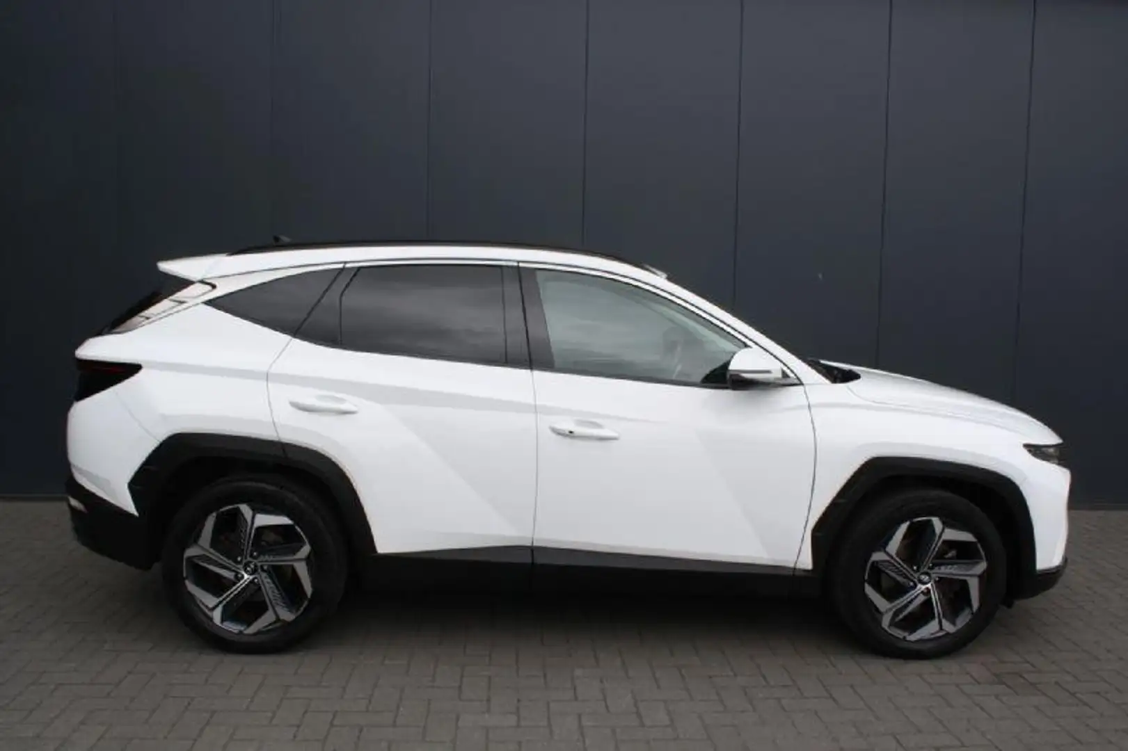 Hyundai TUCSON 1.6 T-GDI HEV Comfort - NAVIGATIE Bianco - 2