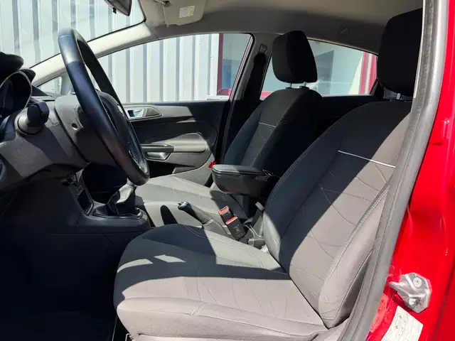 Ford Fiesta view 9