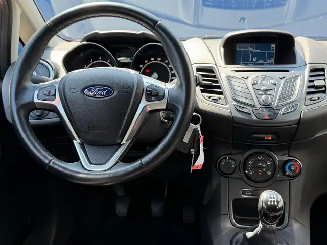 Ford Fiesta view 4