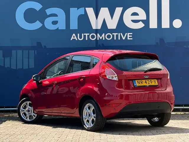 Ford Fiesta view 5