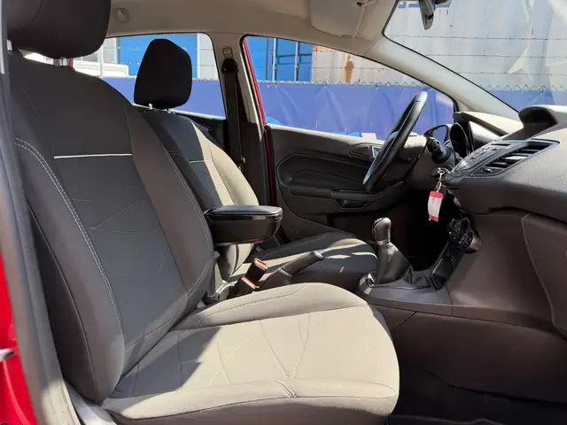 Ford Fiesta view 10