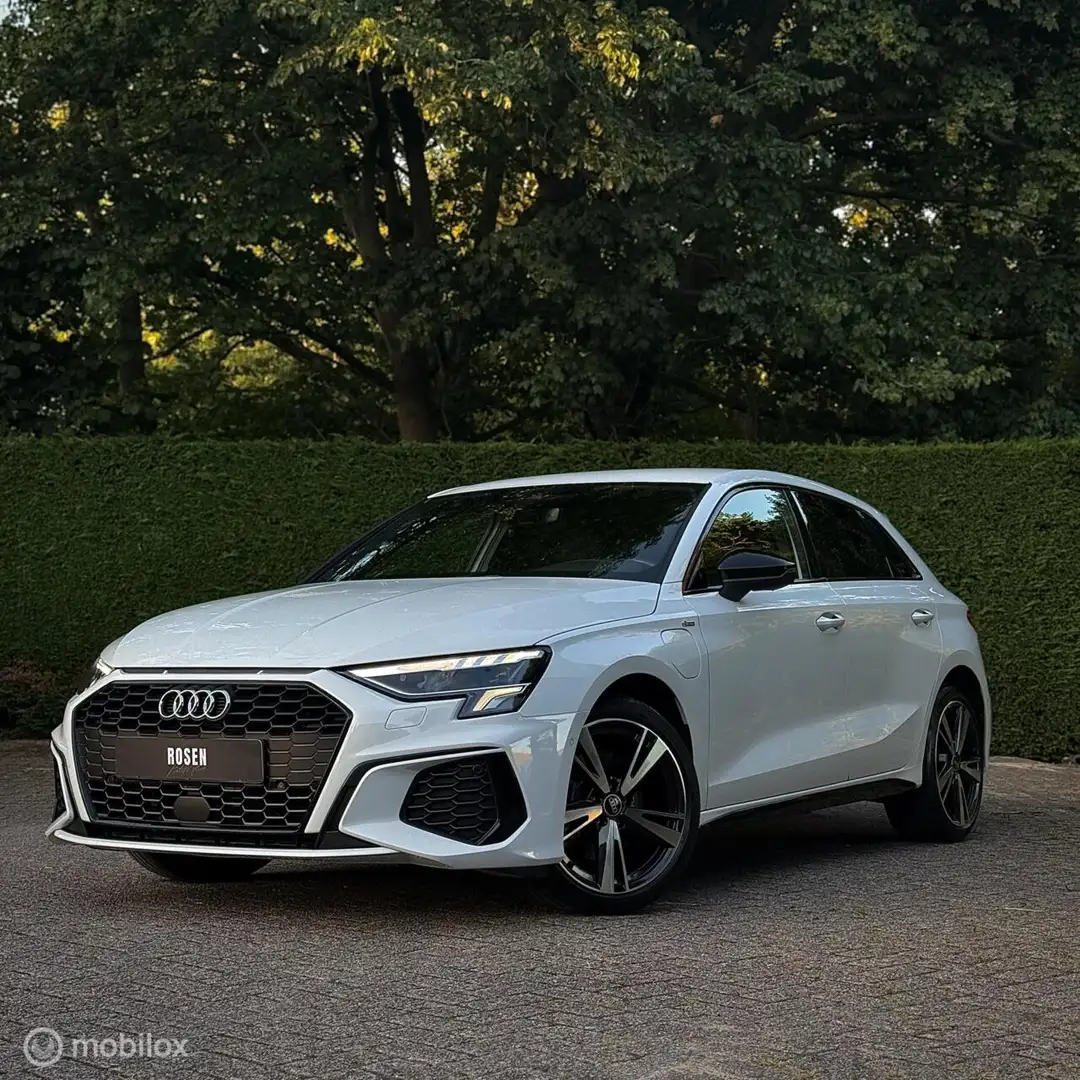Audi A3 Sportback 40 TFSI e S edition |BTW| S-LINE|SFEER| Wit - 1