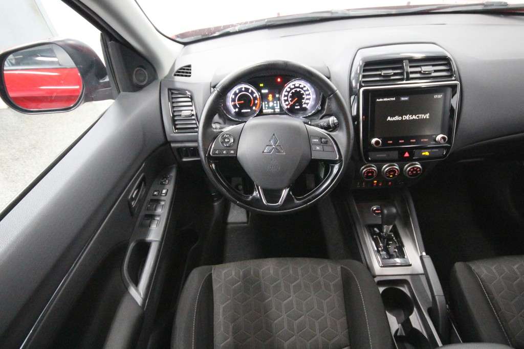 2020 Mitsubishi RVR
