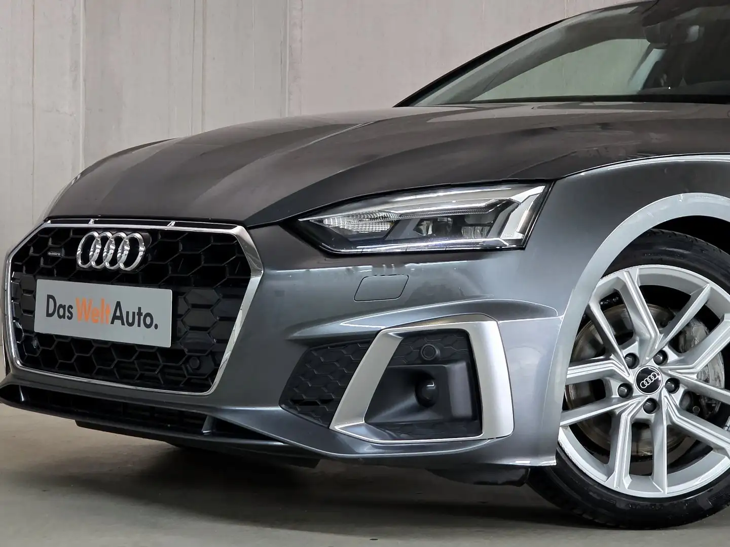 Audi A5 45 TFSI quattro S line Grau - 2