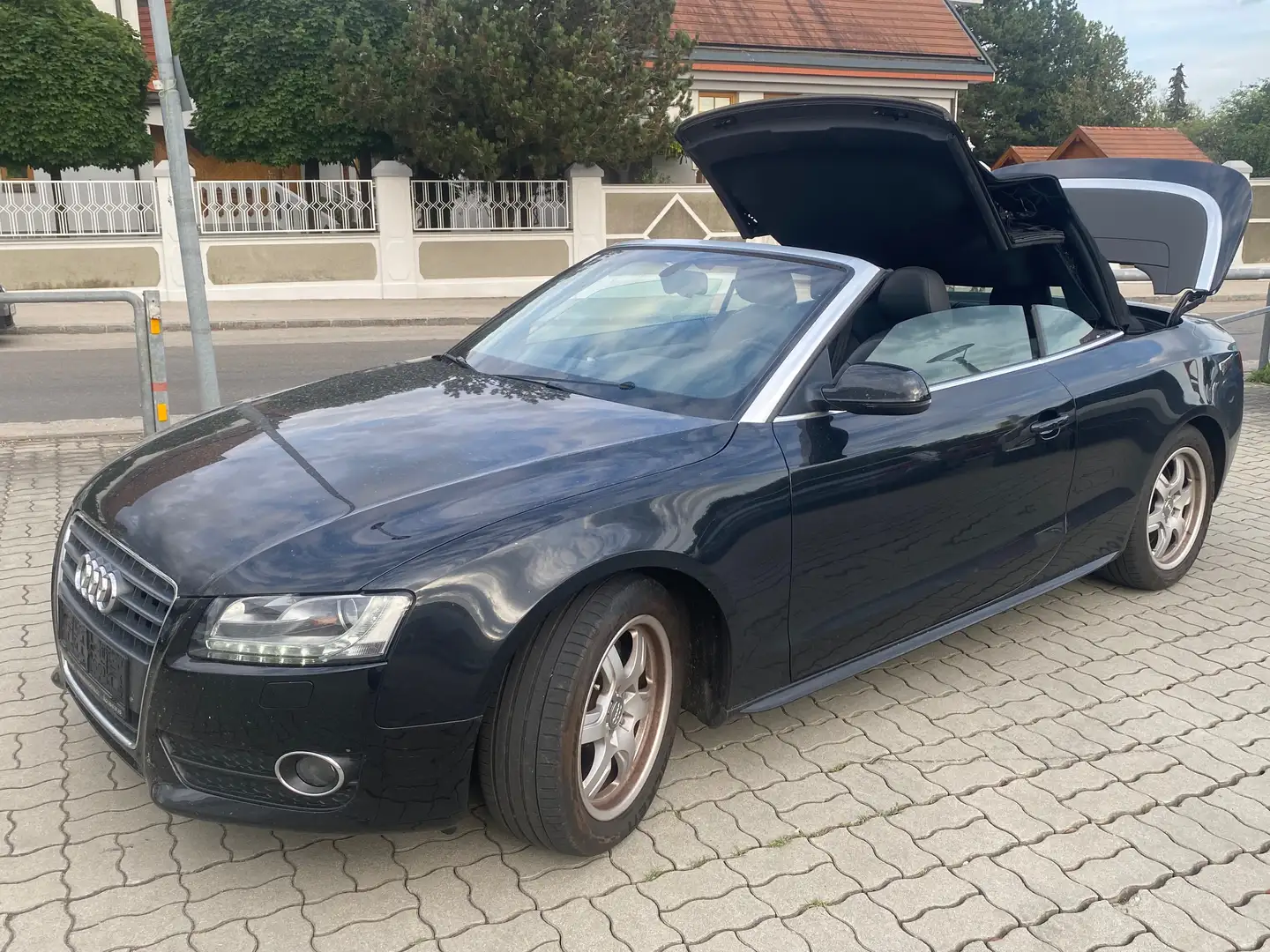 Audi A5 A5 Cabrio 1,8 TFSI Schwarz - 1