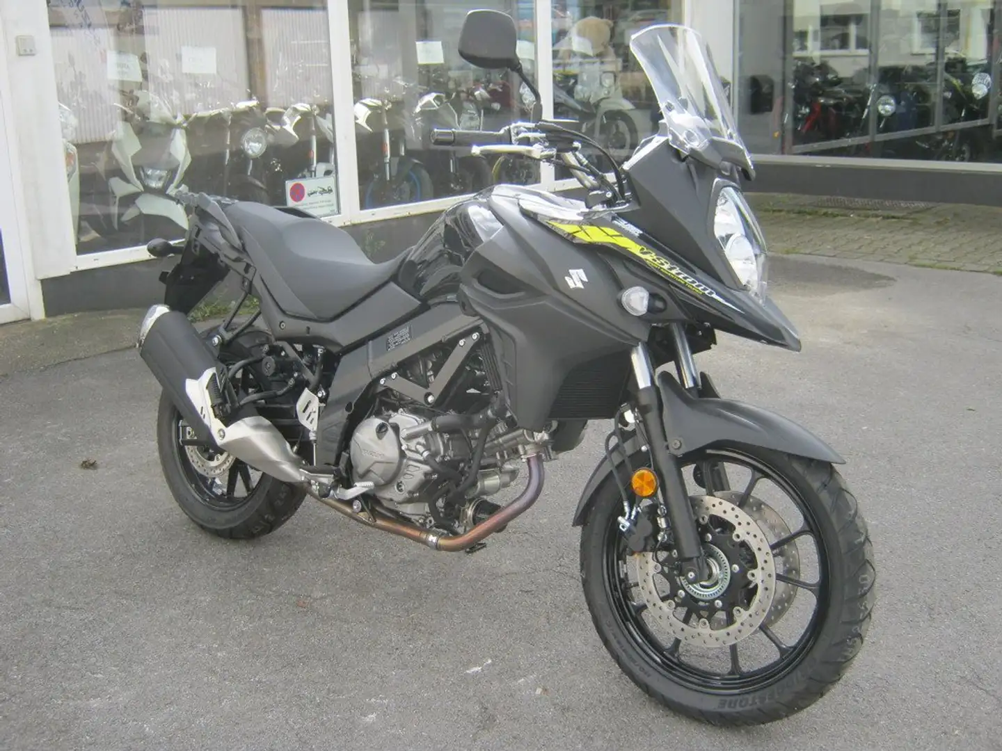 Suzuki V-Strom 650 Neufahrzeug vom Vertragshändler Negru - 1
