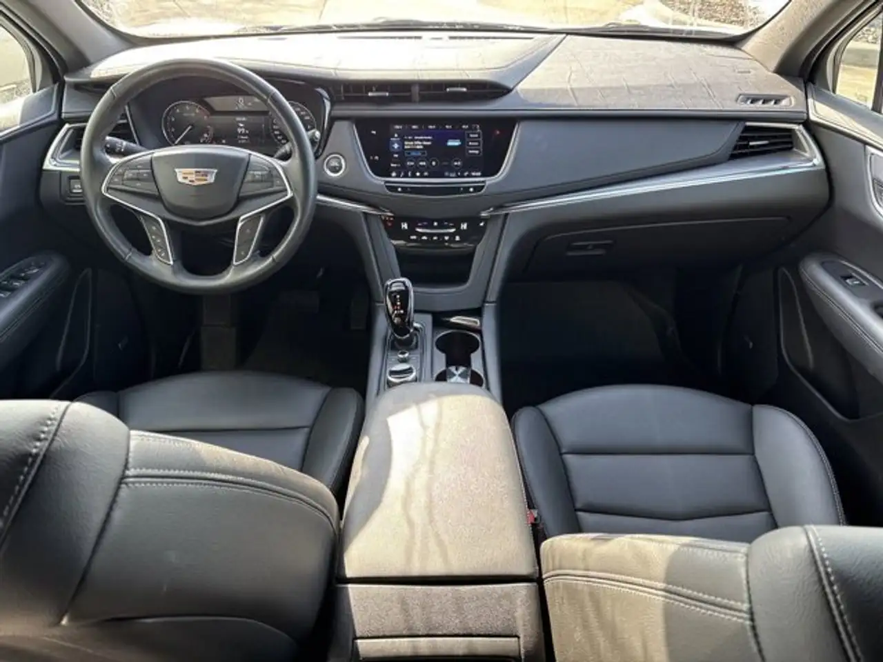 Cadillac XT5 снимка Cadillac XT5