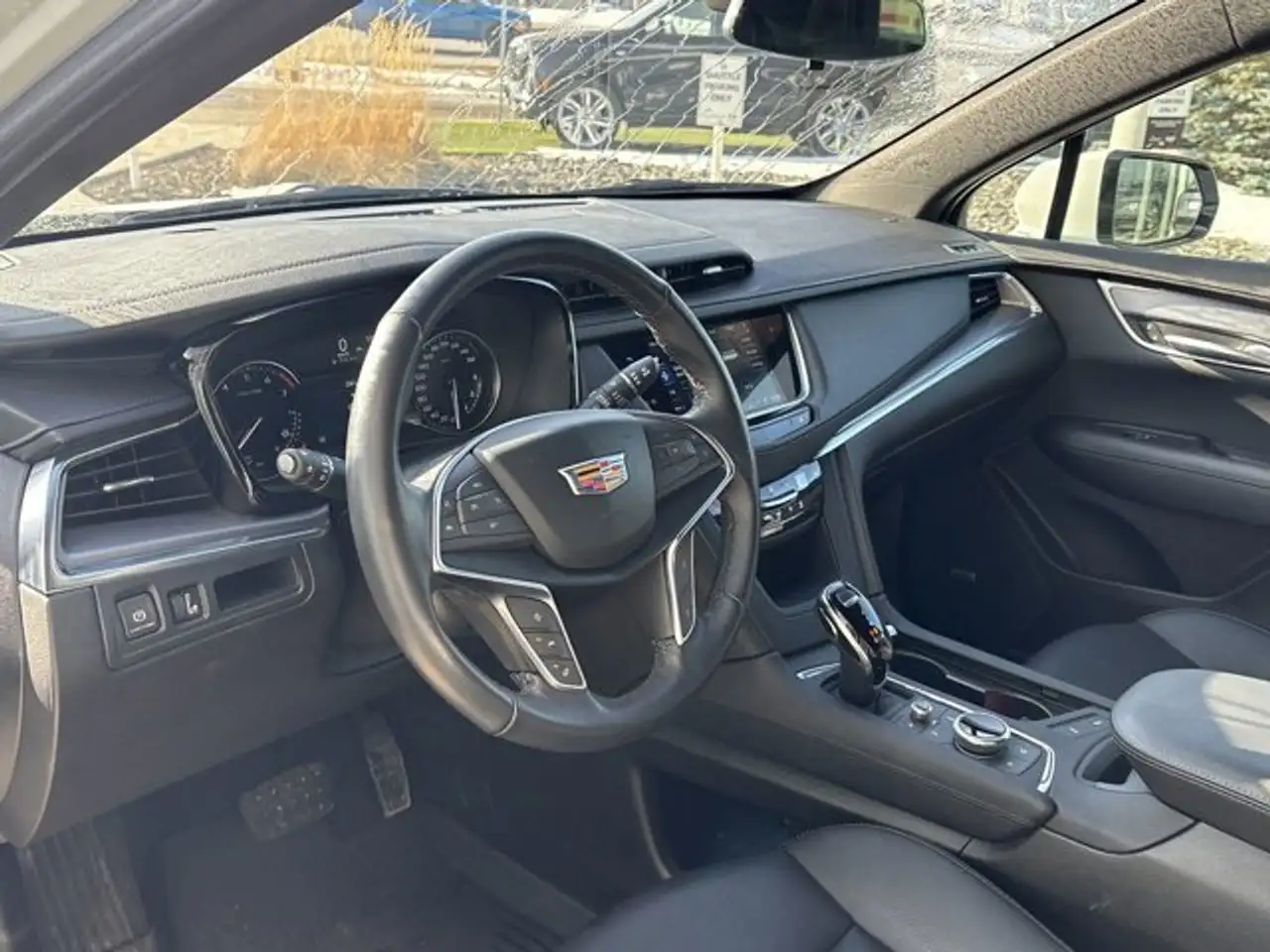Cadillac XT5 снимка Cadillac XT5