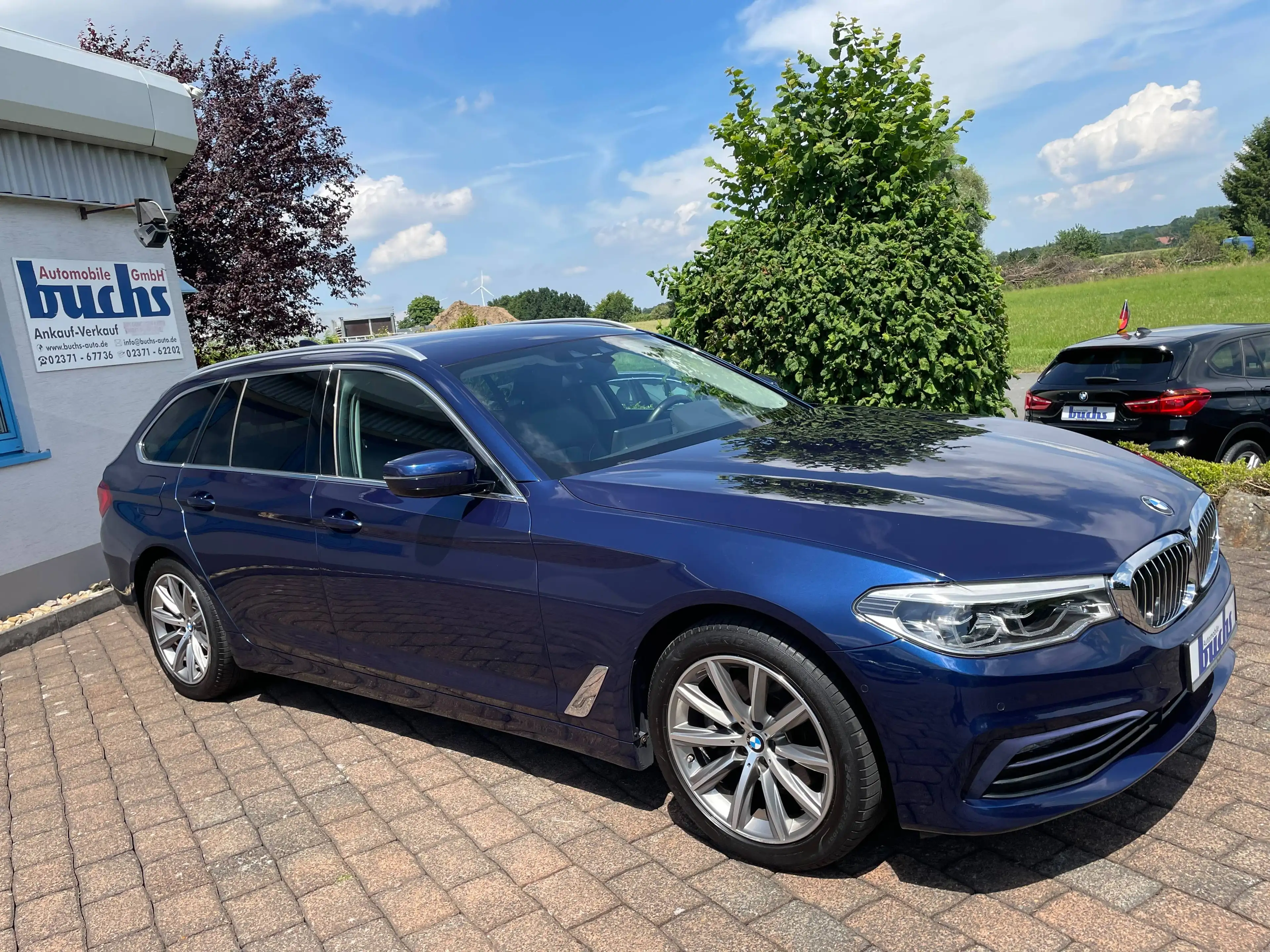 BMW 520 d xDrive Touring Sport Line AHK HUD Leder — photo 3