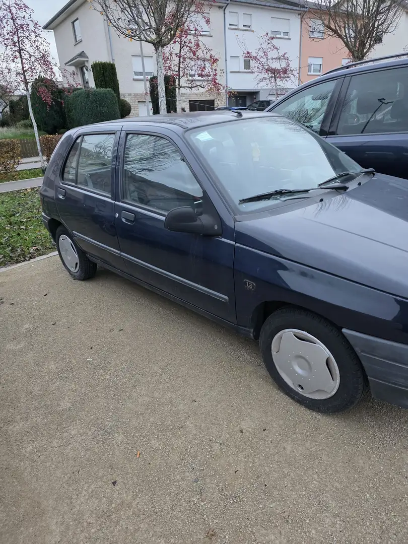 Renault Clio 1.2 RN - 1