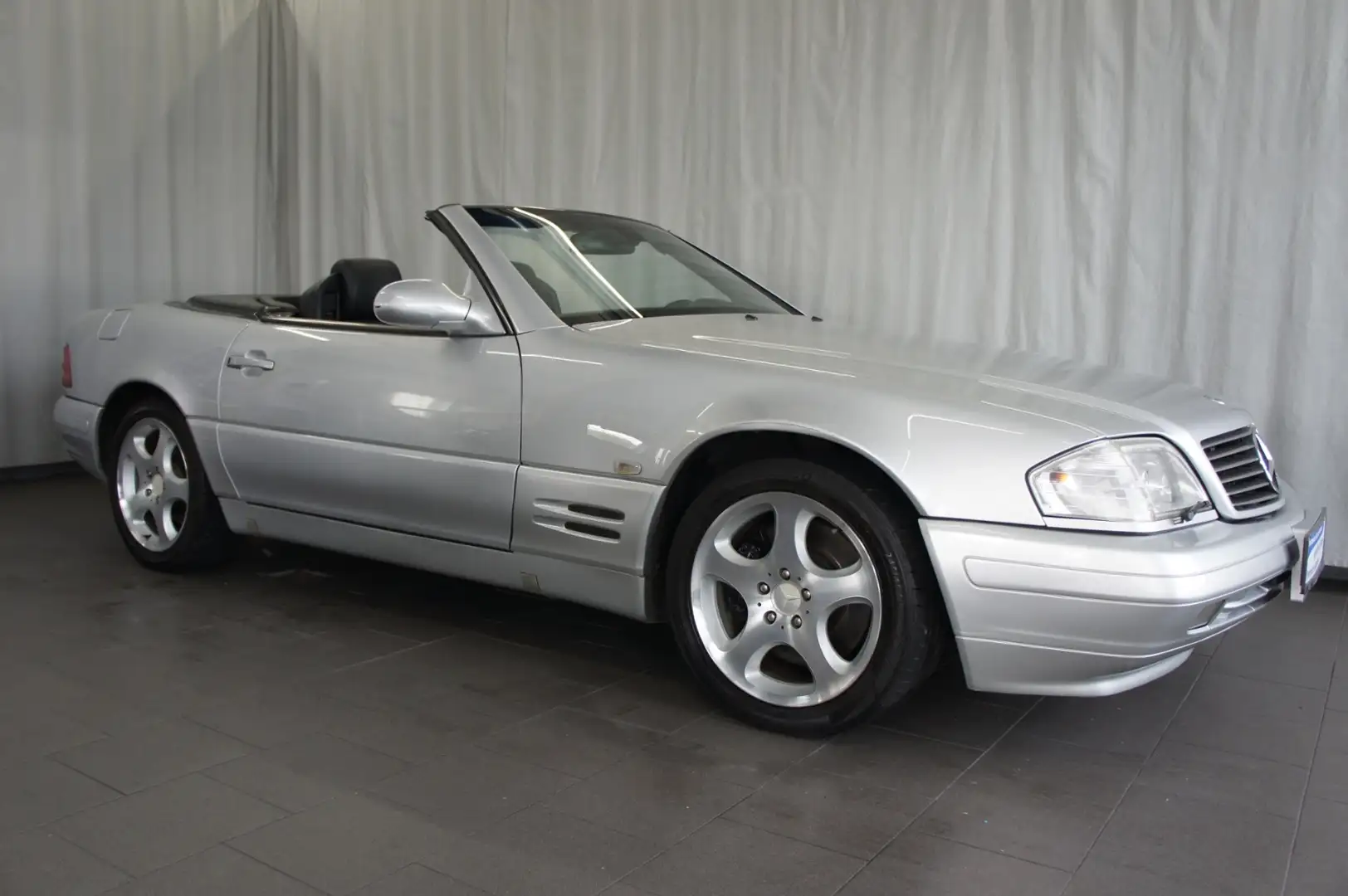 Mercedes-Benz SL 500 #77-2 Argintiu - 1