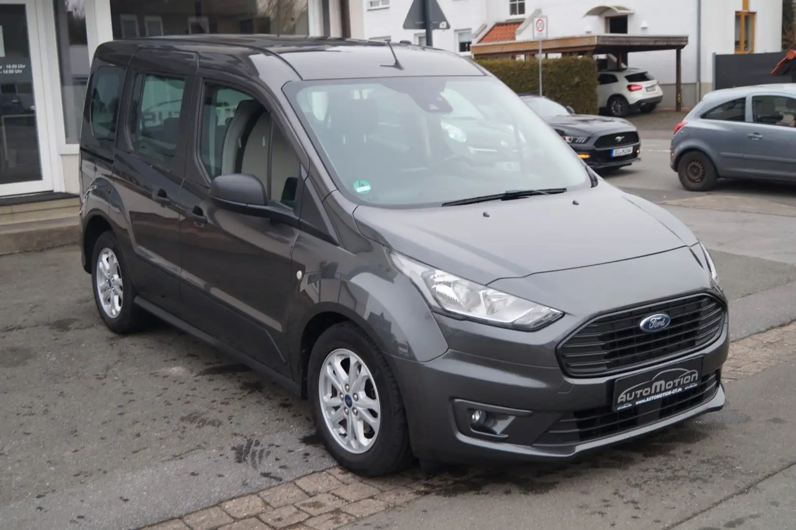 Ford Tourneo Connect Trend*Navi*RFK*Klima*8xAlu*1.Hd Gris - 2