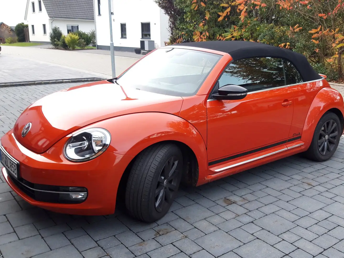 Volkswagen Beetle The Beetle Cabriolet 2.0 TDI Blue Motion Technolog Orange - 2