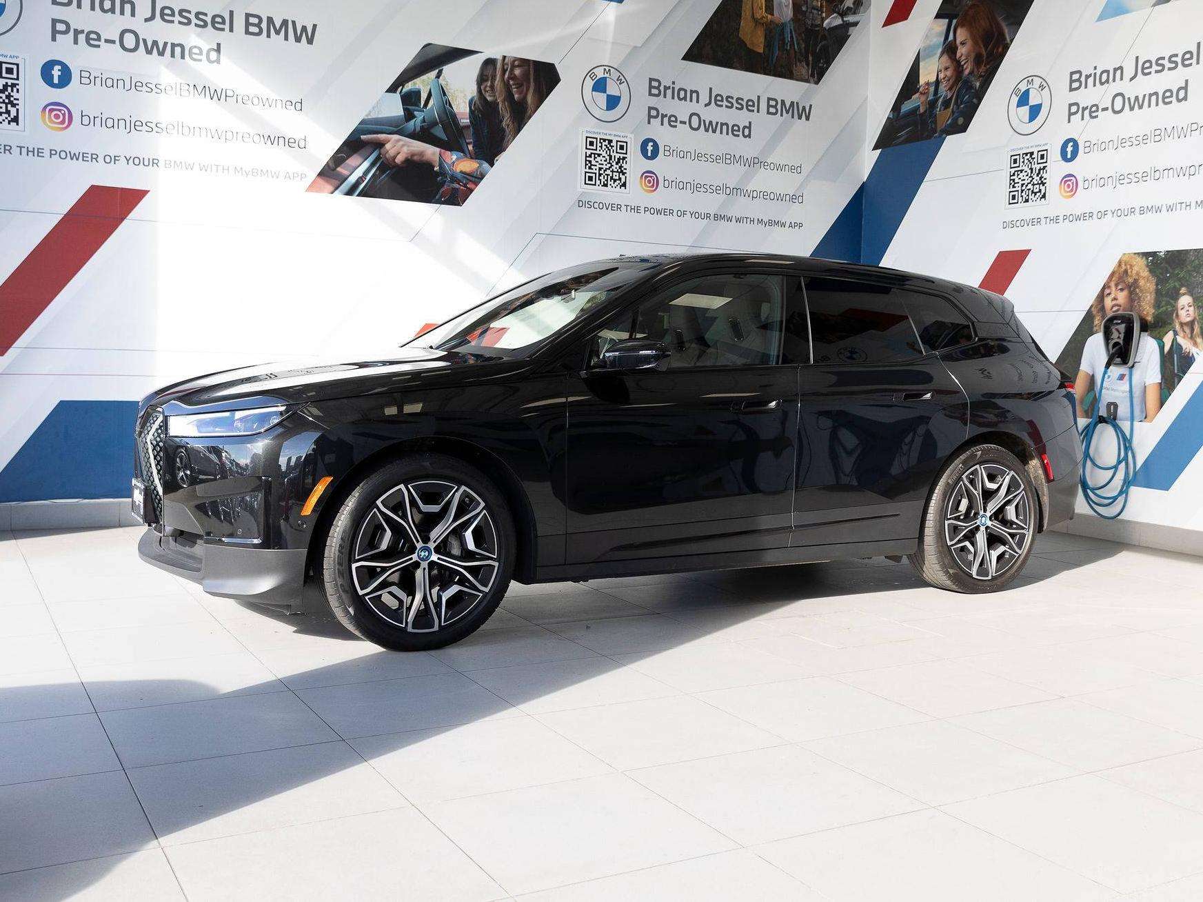 2022 BMW iX